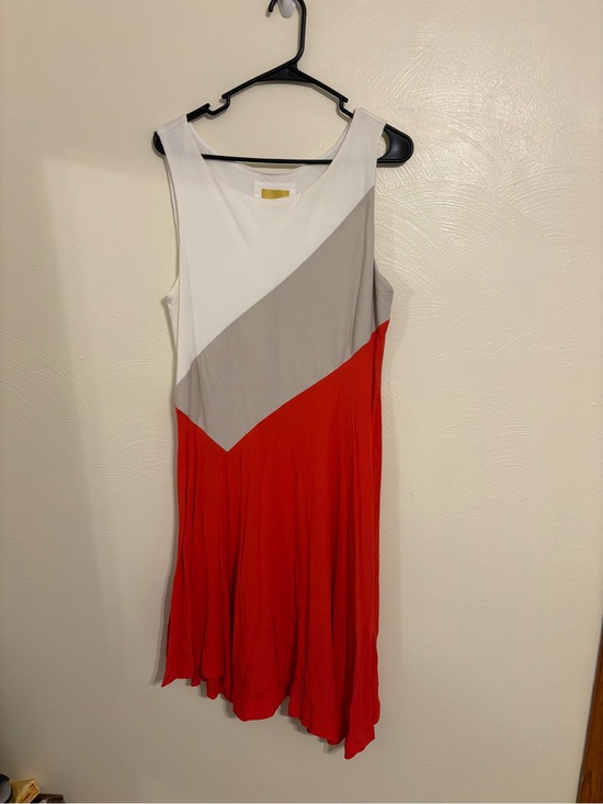 Maeve Dresses & Skirts - Maeve Anthropologie Large Colorblock Pleated Dress Red White Gray Sleeveless